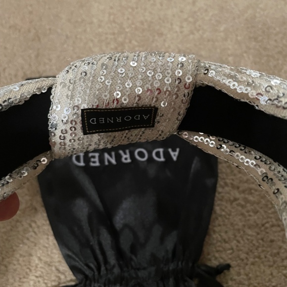 Adorned new sequined head band & Large adorned scrunchie - Picture 4 of 6